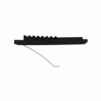 AR-6 Stinger II &ndash; magazine lid with picatinny rail with spring